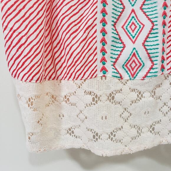 Red Camel NWT striped embroidered lace trim front tank top woman's size large - Picture 2 of 9
